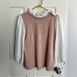 Cute blouse with rhinestones on collar